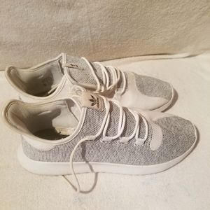 Adidas tubular shadow